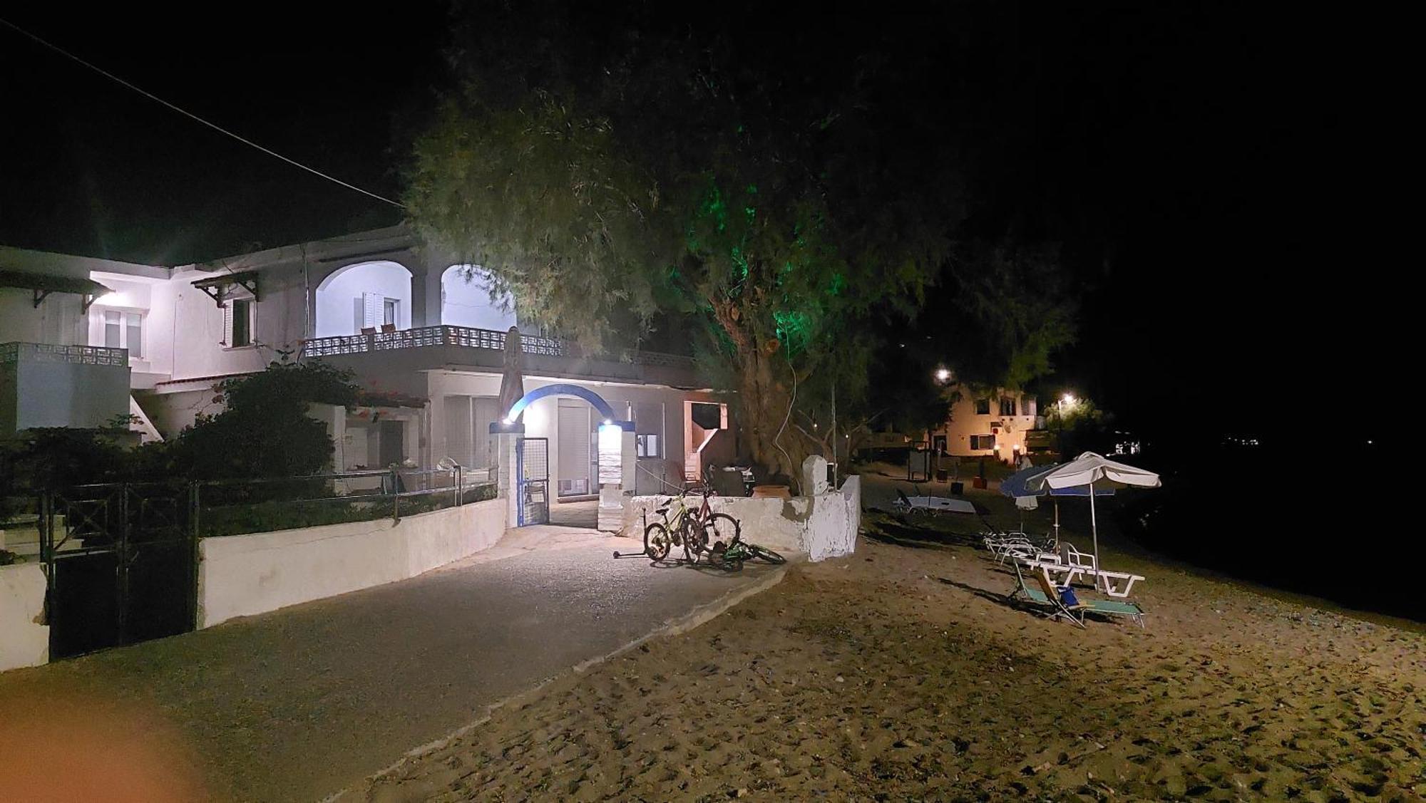 Fotis Beach Apartment At Komi Komi (Chios) Exterior foto
